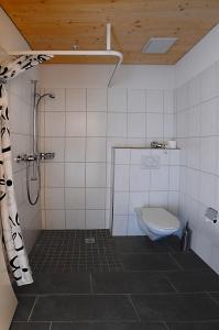 Ein Badezimmer in der Unterkunft Bed and Breakfast Wegmann
