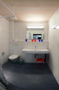 Ein Badezimmer in der Unterkunft Bed and Breakfast Wegmann