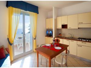 Η κουζίνα ή μικρή κουζίνα στο Classic Appartement in Pietra Ligure