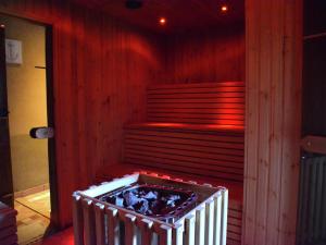 Fotografie z fotogalerie ubytování Villa in Vielsalm with Lake Views and Pool v destinaci Vielsalm