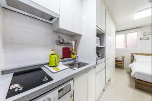 Köök või kööginurk majutusasutuses JS Hostel
