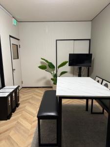 Fotografie z fotogalerie ubytování 関西空港梅田道頓堀直通貸切古民家 v Osace