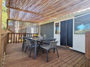 Balkón nebo terasa v ubytování Bungalow in L Escala near Sandy Beaches