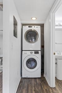 Billede fra billedgalleriet på Secure Haven with Top Amenities i Wilmington