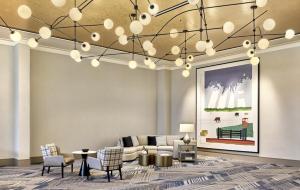 Posezení v ubytování Omni PGA Frisco Resort by Suiteness