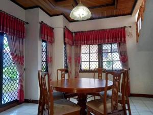 Gambar di galeri bagi Shakila Villa di Sindanglaya