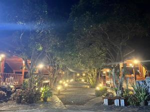 Photo de la galerie de l'établissement แสนสุข รีสอร์ท ขนอม, à Ban Talat Bang Not