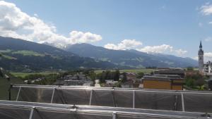 A general mountain view or a mountain view taken from a szállodákat