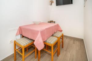 TV a/nebo společenská místnost v ubytování Apartments Magla with Terrace