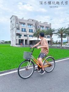 Hosté ubytování Aqua rooftop 頂水樓玩趣民宿