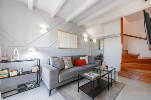 Posedenie v ubytovaní Villa Magnolia