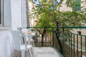 Balkón nebo terasa v ubytování Italian Experience-Falleroni Apartment