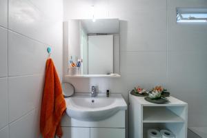 Ένα μπάνιο στο Neos kosmos Filimon +53 φωτογραφίες