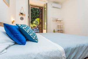 Civico 1 Apt - Acireale客房内的一张或多张床位