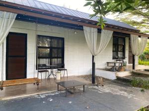 Foto de la galería de At HuG en Ban Muang Chum