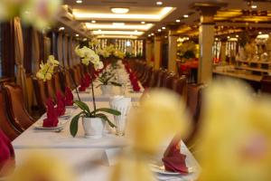 Εστιατόριο ή άλλο μέρος για φαγητό στο Halong Golden Cruise +7 φωτογραφίες