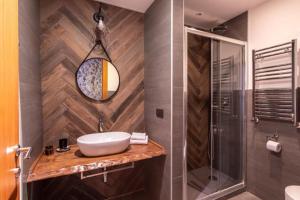 Koupelna v ubytování DownTown Boutique House - CA Domus Collection