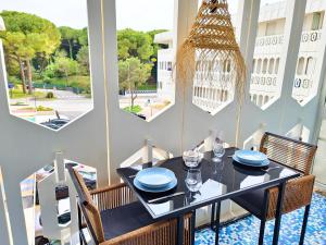 App Gitano, 400m to free beach 레스토랑 또는 맛집