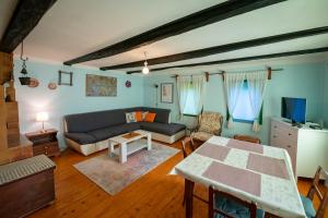 Posezení v ubytování Šajnska Hiža, Authentic House in Brod Moravice
