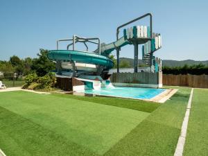 Gallery image of Flower Camping Echo du Malpas in Monceaux-sur-Dordogne +18 photos