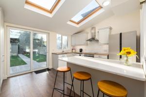 Gallery image of The Manor 4 bedrooms sleeps 7 in Maynooth +4 photos
