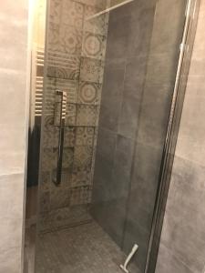 Koupelna v ubytování Light spacious, recently refurbished Studio near to Courchevel