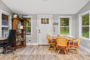 Gallery image of Charming Single-Family Home Between Ocean City & Assateague Island Pet-Friendly Retreat in Berlin