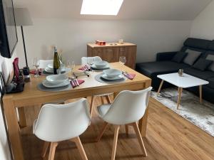 Posezení v ubytování Apartmán JUZION skiareál Bukova hora