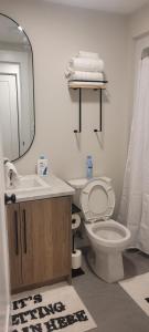 Ảnh trong thư viện ảnh của Hommie Vibes Basement Suite ở Moncton