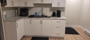 Ảnh trong thư viện ảnh của Hommie Vibes Basement Suite ở Moncton