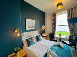 Giường trong phòng chung tại The Rockside