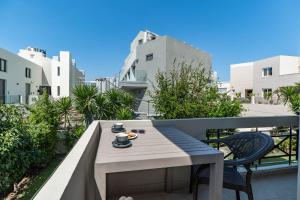 Balkón alebo terasa v ubytovaní Rhoe Seaside Apartments