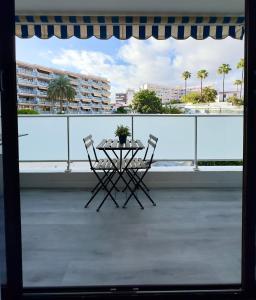 Μπαλκόνι ή βεράντα στο Appartamento moderno centrale WIFI Free b