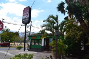 Foto San Josés asuva majutusasutuse Hotel Columbus galeriist