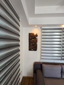 Χώρος καθιστικού στο Urban oasis next to the beach