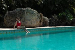 Bazén v ubytování Isola Charm B&B - Pool & Nature Stay nebo v jeho okolí