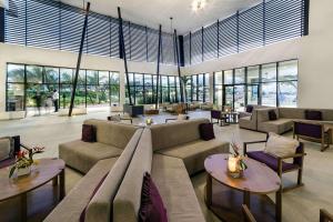 Sonesta Ocean Point Resort- All Inclusive - Adults Only的休息区