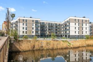 Το κτήριο όπου στεγάζεται  το διαμέρισμα