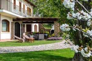 Κήπος έξω από το Villa Gli Eucalipti