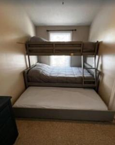 Gallery image of Lakefront Getaway in Wakefield