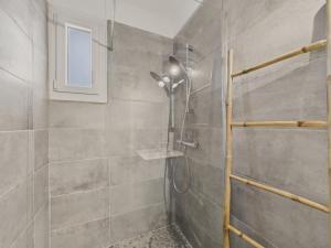 Kúpeľňa v ubytovaní Maison pour 6 personnes à Saint-Hilaire-de-Riez + 26 fotografií
