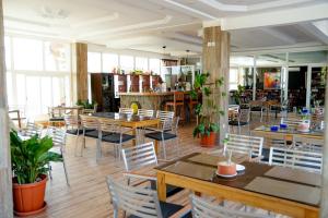 Restaurace v ubytování Iris Hotel