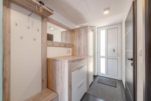 Kuchyň nebo kuchyňský kout v ubytování Dreamhouse 1 Apartment - by myNests