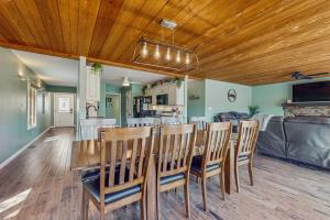 CaryvilleStegs Retreat的相册照片