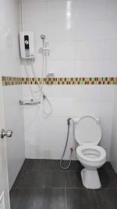 Ένα μπάνιο στο Jonah Hotel +43 φωτογραφίες