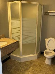 リッチモンドヒルにあるFairbridge Inn expressのギャラリーの写真