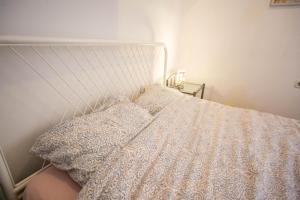 Ein Bett oder Betten in einem Zimmer der Unterkunft Anchi Guesthouse