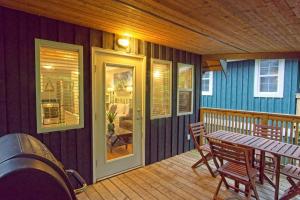 Fotografie z fotogalerie ubytování Tide and Trail- Cabin in Ucluelet v destinaci Ucluelet + 4 fotografie