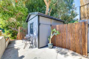 Fotografie z fotogalerie ubytování 5 Mi to Dtwn Los Angeles Apt with Outdoor Space! v Los Angeles