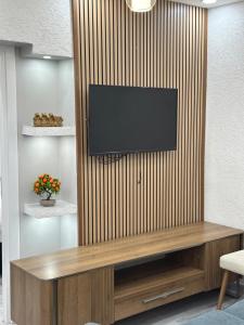 TV a/nebo společenská místnost v ubytování Sultanahmet Immortelle Apartment